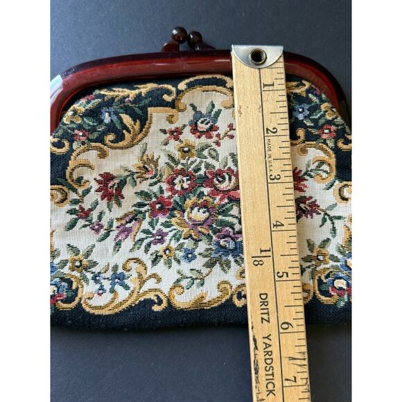 Vintage Tapestry Floral Clutch Purse Handbag Black Kiss Clasp Cottagecore - Picture 6 of 8